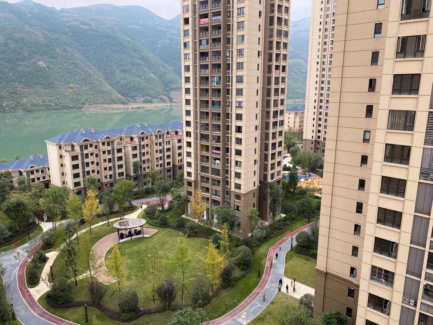 急售滨湖上院小高层,单价便宜,买到就是赚